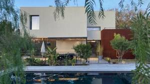 6200e4171f382-damien-lamy-maison-individuelle-maison-passive-ecologique-jardin-terrasse-piscine-etude-de-faisabilite.jpeg